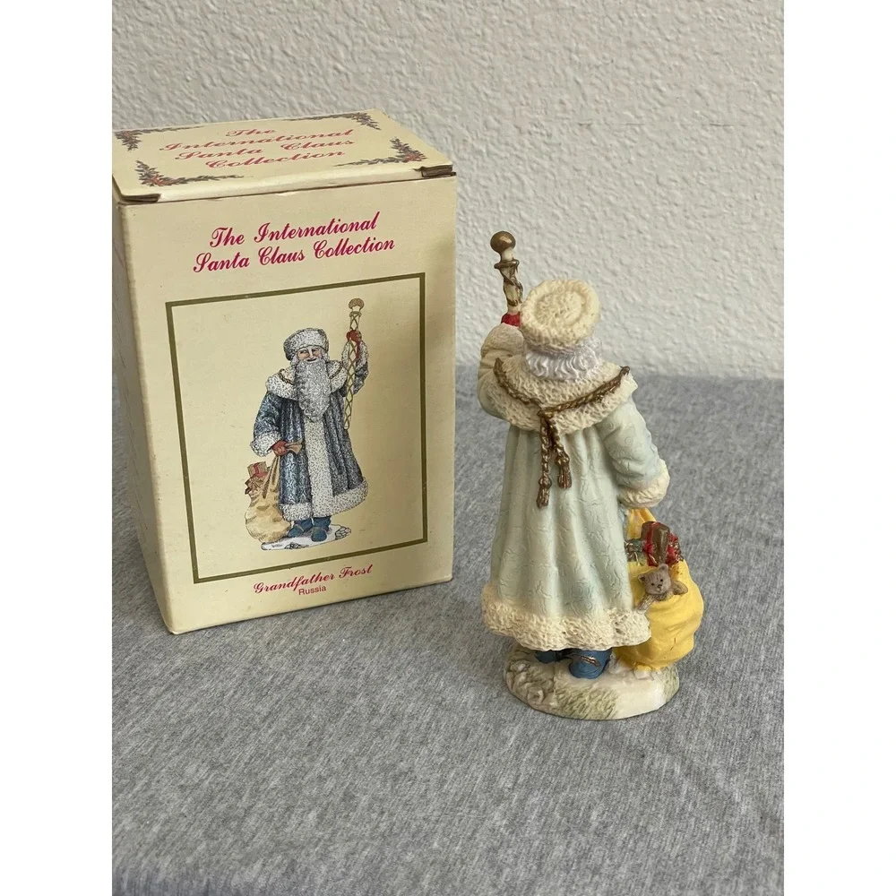 International Santa Claus Collection Grandfather Frost Russia SC12 Blue Figurine